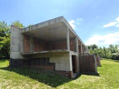 Breaza, Ocina de Sus, vila exclusivista, 343 mp, 5000 mp teren, 195.000 eur